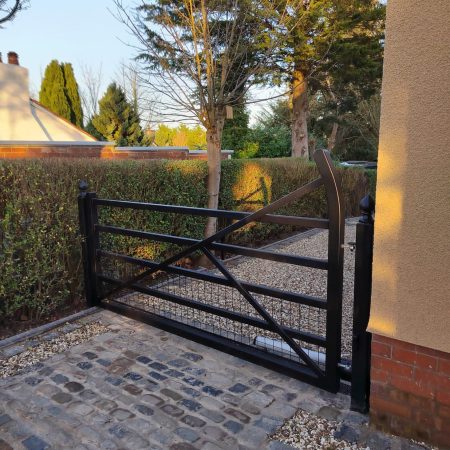 b3b84444-7553-453b-a51c-21ffde2df7f2